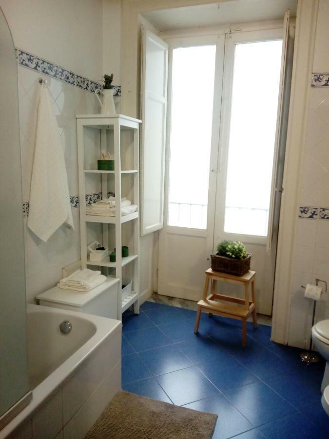 Casa Tea: nel cuore del centro storico Palermo Esterno foto